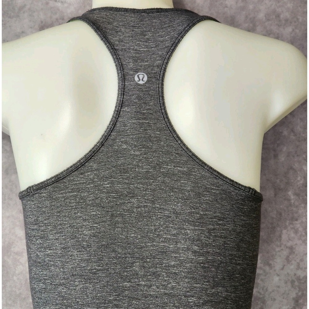 Women's Lululemon Heathered Gray Cool Racerback Tank Top ~ Size 6 - Picture 4 of 5